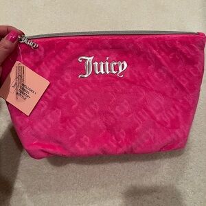 Juicy Couture Logo HOT PINK Velour Cosmetic Makeup
Bag & Toiletry w/Bottle NWT